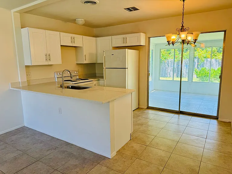 14205 Allison Dr — Photo 4
