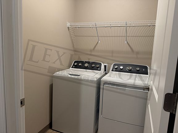3rd image of 511 S Grant Ave