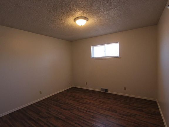 5th image of 2114 S Avenue I Pl