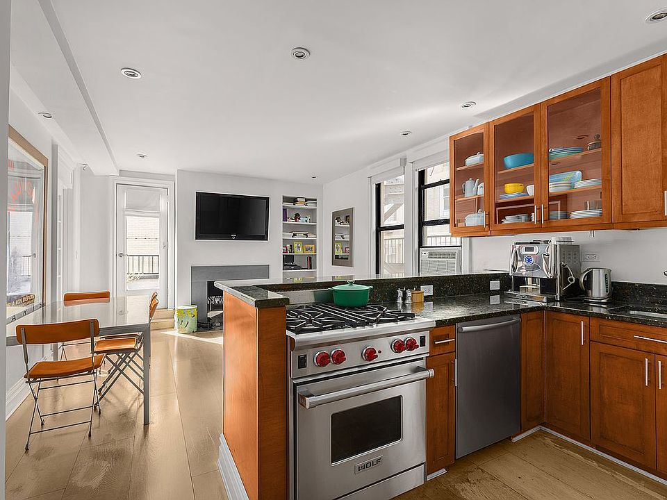 1st image of 108 E 91st St #Phb