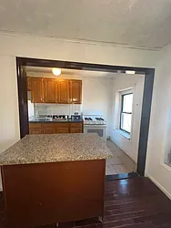 73 Hart Street, #3