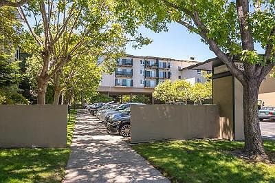 1st image of 833 N Humboldt St APT 315