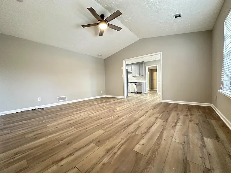 572 Wedgewood Dr #574 — Photo 6