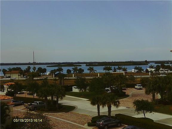 Home For Sale In Harbour Isle