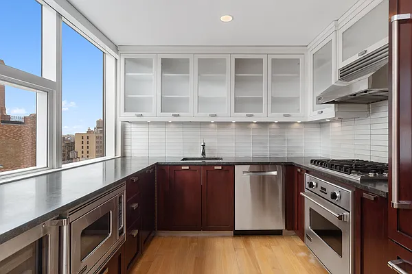 Sold by Corcoran | media 4