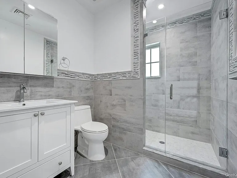 291 Main St #3 — Photo 10