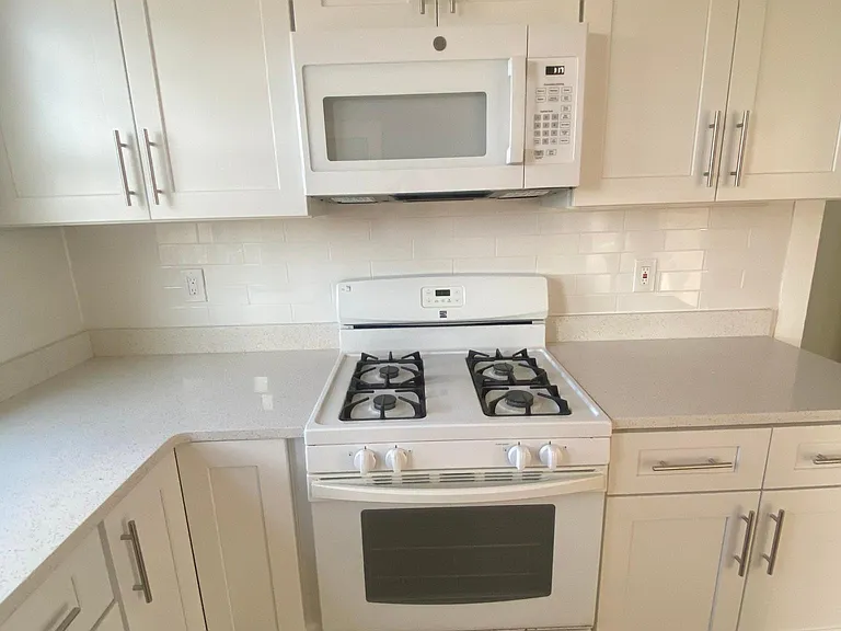 39 Waterhouse St #2 — Photo 27