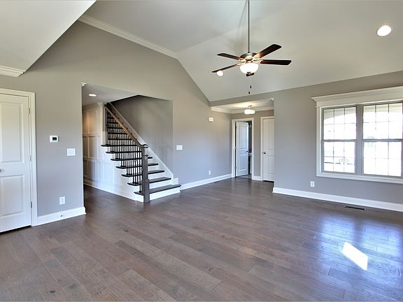 2nd image of 353 Lowline Dr #38