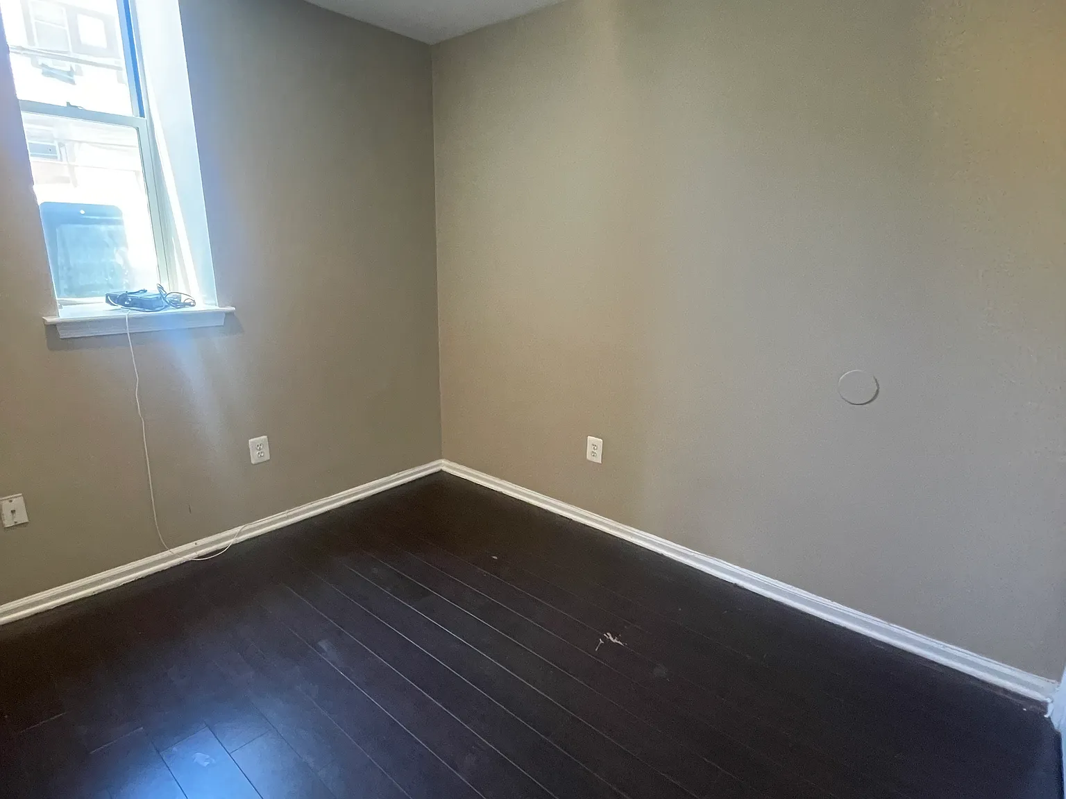 2 bed, $1,350 — Photo 3