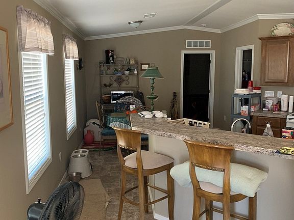 2nd image of 3512 Poplar Ave