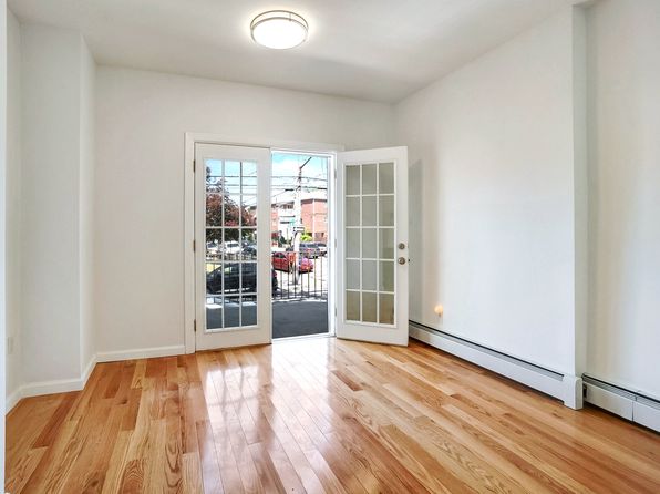 501 Van Sicklen St #1