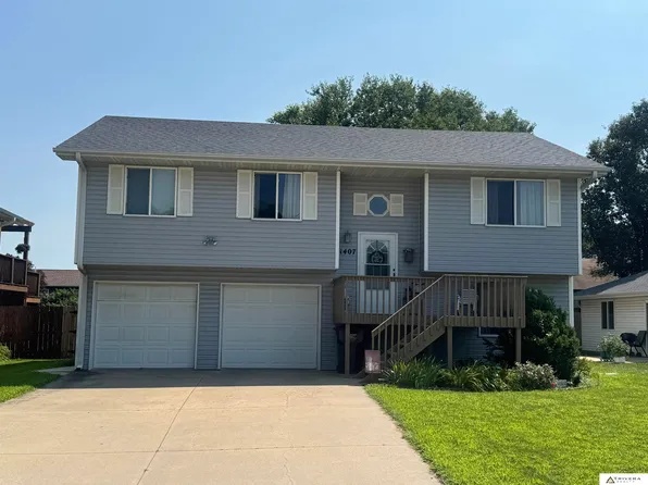 1407 Bell St, Beatrice, NE 68310