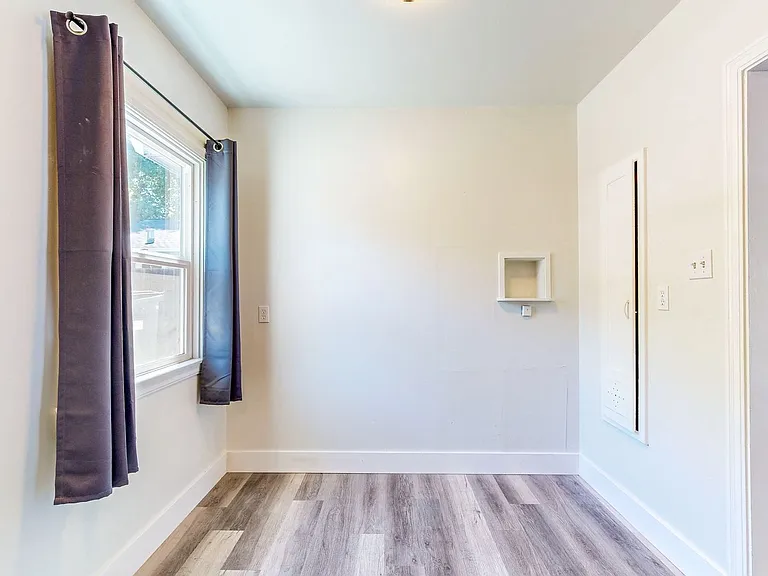 560 McConnell Ave — Photo 20