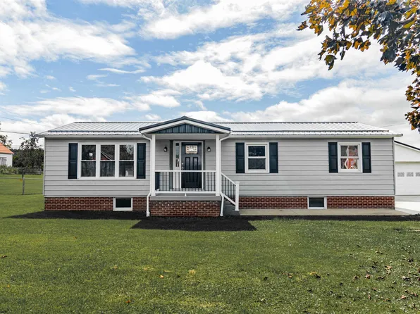 163 W Main St, Bruceton Mills, WV 26525