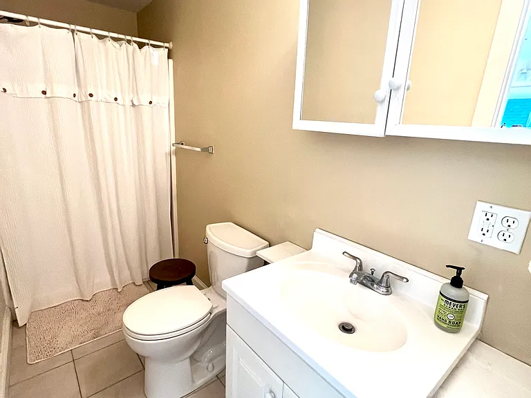 37 Bridge St #1 — Photo 5