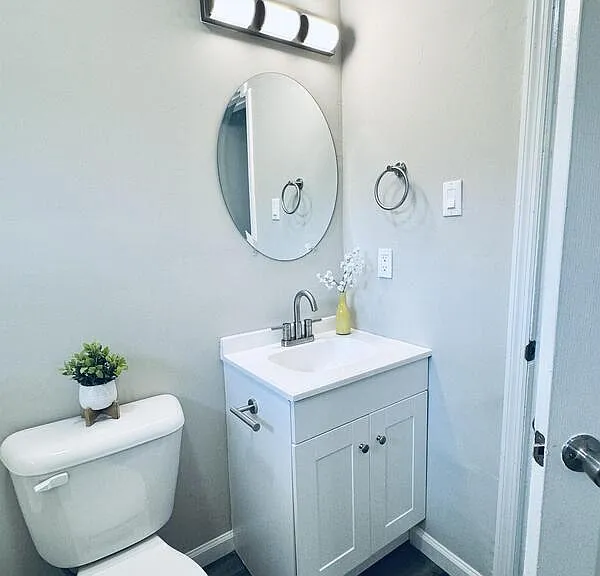 824 Stoneykirk Dr — Photo 9
