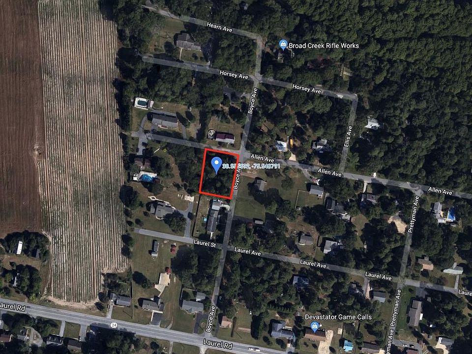 2nd image of 106 Boyce Ave