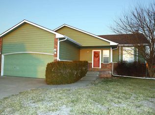 1934 E Sunset Ct, Goddard, KS 67052