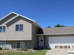 300 Maywood Ave, Paynesville, MN 56362
