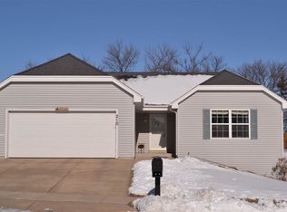 210 Cedar St, Johnson Creek, WI
