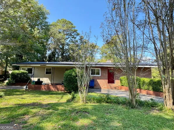 572 Pierce Dr W, Macon, GA 31204