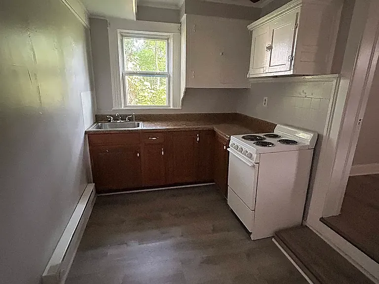 115 Sycamore St #C — Photo 11