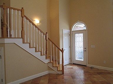 4th image of 312 Belize Ct