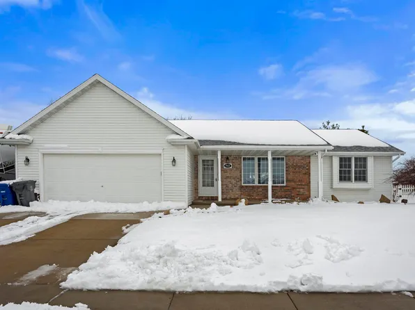 945 Manor Pl, Little Chute, WI 54140