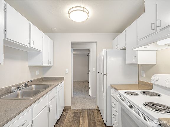 4th image of 177 S 340th Street