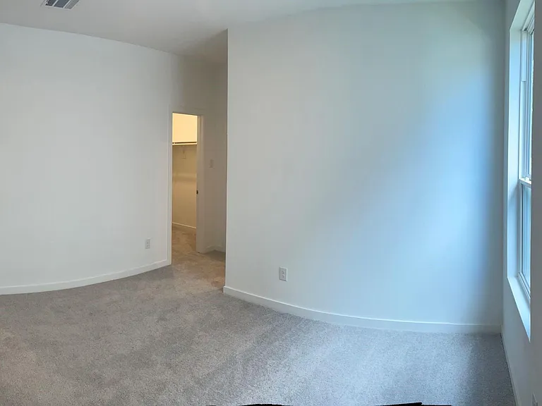 545 Shoreview Dr — Photo 15