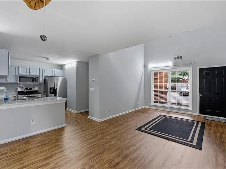 13506 Aventide Ln — Photo 11