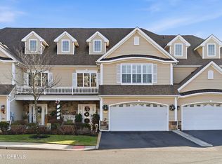 24 Abbey Rd, Tinton Falls, NJ 07753