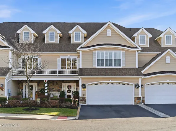 24 Abbey Road, Tinton Falls, NJ 07753