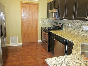 2nd image of 206 E Park Ave