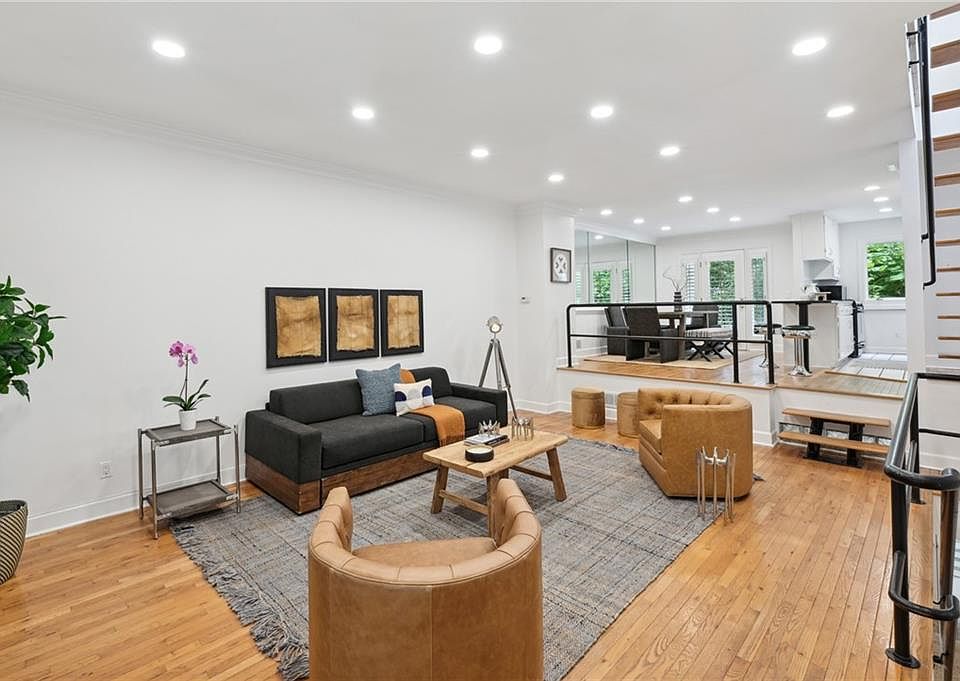1st image of 1467 Monroe Dr NE APT 3