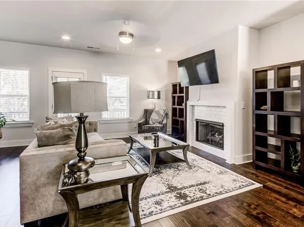 3793 Oxford Cir, Doraville, GA 30340
