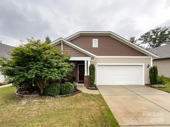 1847 Yellow Daisy Dr, Matthews, NC 28104