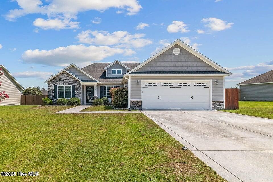 1st image of 120 Prelude Dr