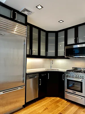 Rented by Compass | media 2