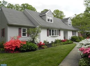 2645 Longwood Dr, Wilmington, DE 19810