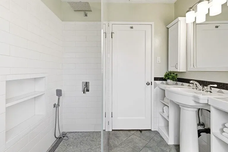1306 Craig Dr — Photo 10