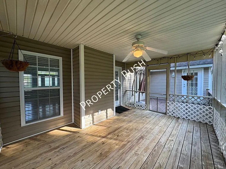 196 Blue Heron Dr — Photo 52