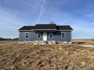 667 Blue Creek Rd, Tullahoma, TN 37388