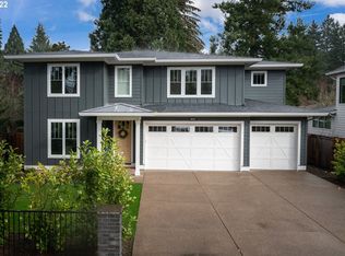 18002 Pilkington Rd, Lake Oswego, OR 97035