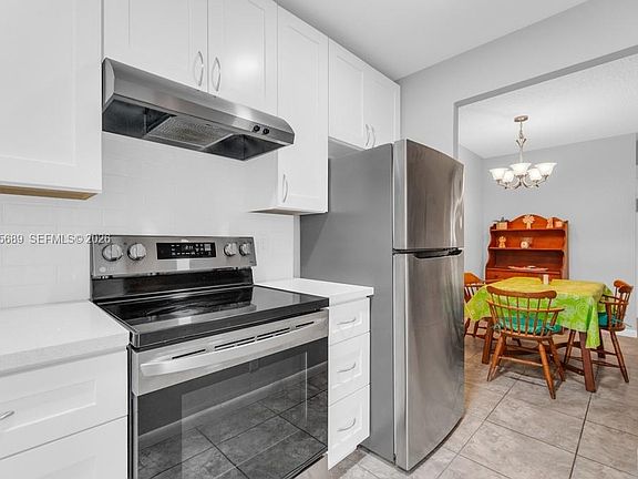 4th image of 5300 Washington St APT J218