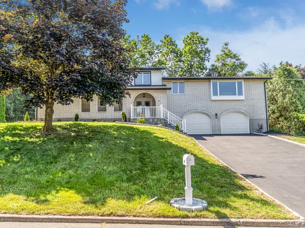 39 Farm Hill Road, Wallingford, CT 06492