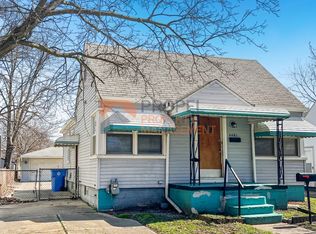 4481 Westpoint St, Dearborn Heights, MI 48125