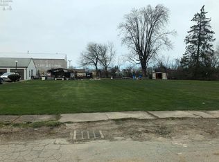 205 Gilcher Ct, Sandusky, OH 44870