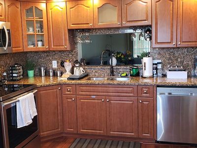 300 SW 130th Ter APT 210B, Pembroke Pines, FL, 33027