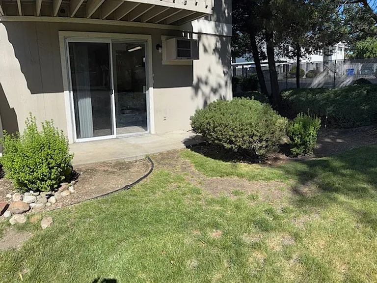22 N Willow Rd — Photo 12